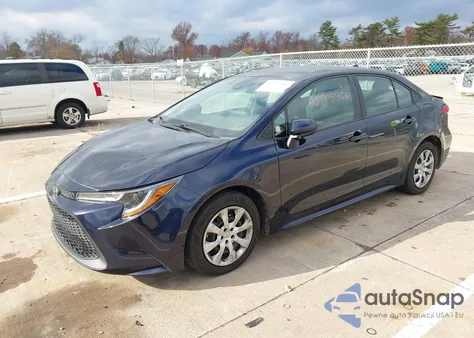2021 Toyota Corolla Le z USA, uszkodzony, nr VIN 5YFEPMAE4MP153642